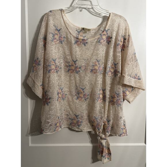 Democracy Tops - Democracy Women's Floral Lace Needlepoint Top Sz XL Cottage core Prairie